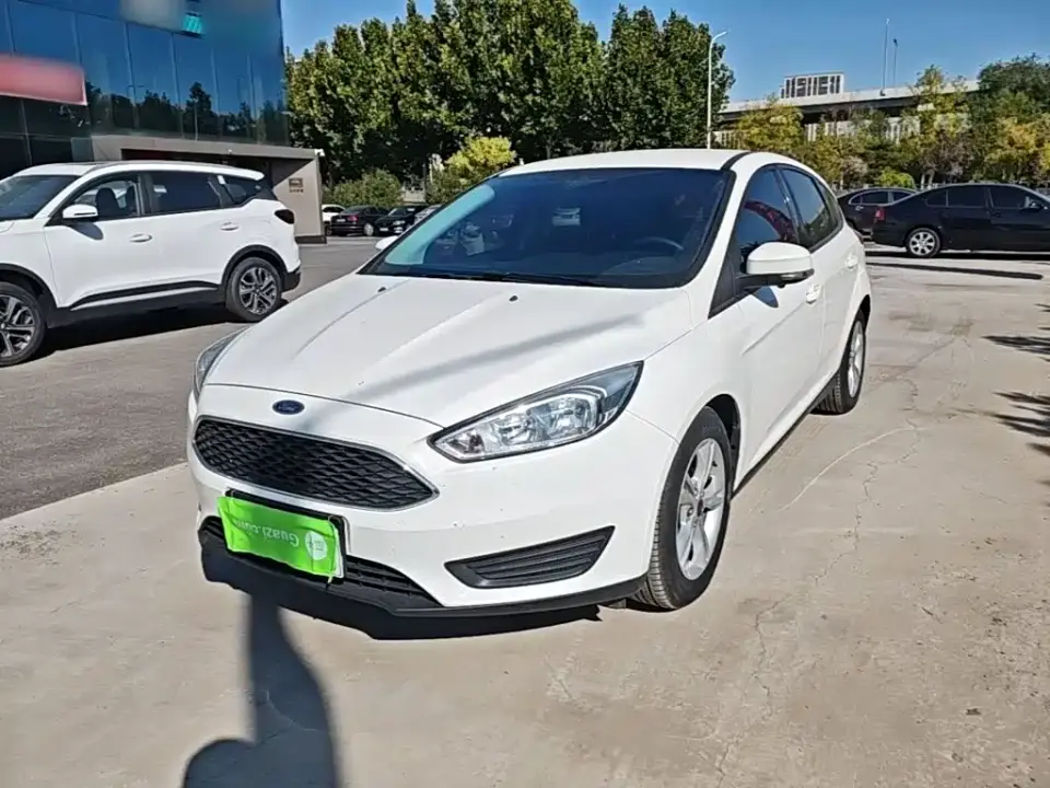 Ford Focus Hatchback Classic 1.6L Automatic Comfort Smart Edition 2019