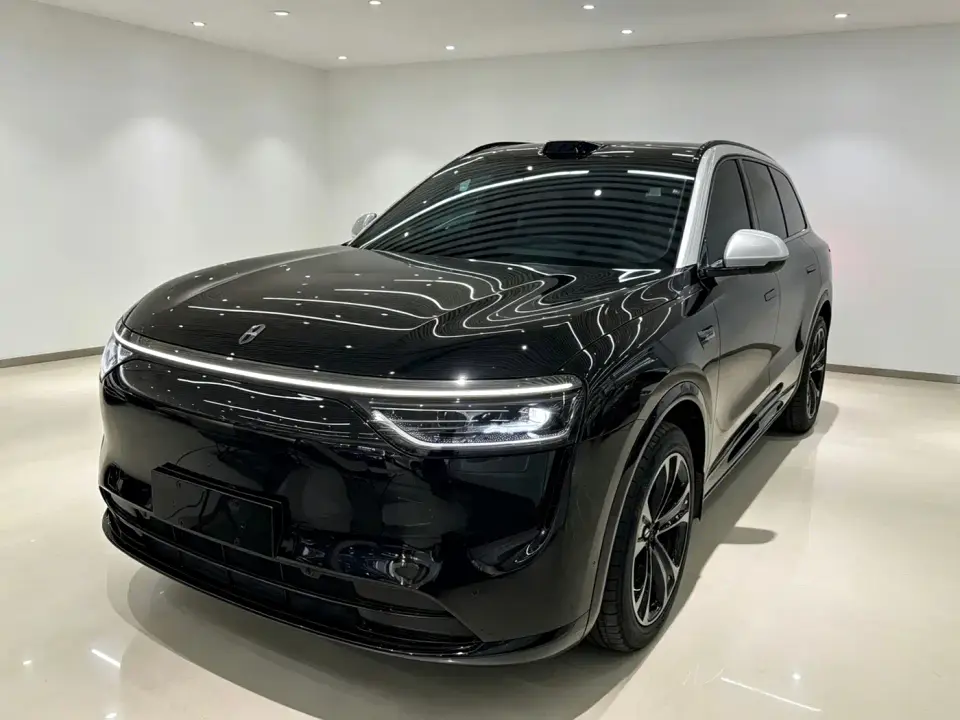 AITO Wenjie AITO M8 Extended Range Ultra 53.4kWh 6-Seater 2025