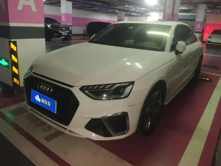 Audi A4L 40 TFSI Fashion Dynamic Edition 2021