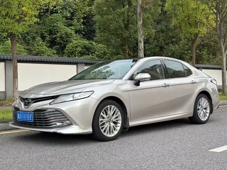 Toyota Camry 2.5G Luxury (China V) 2020