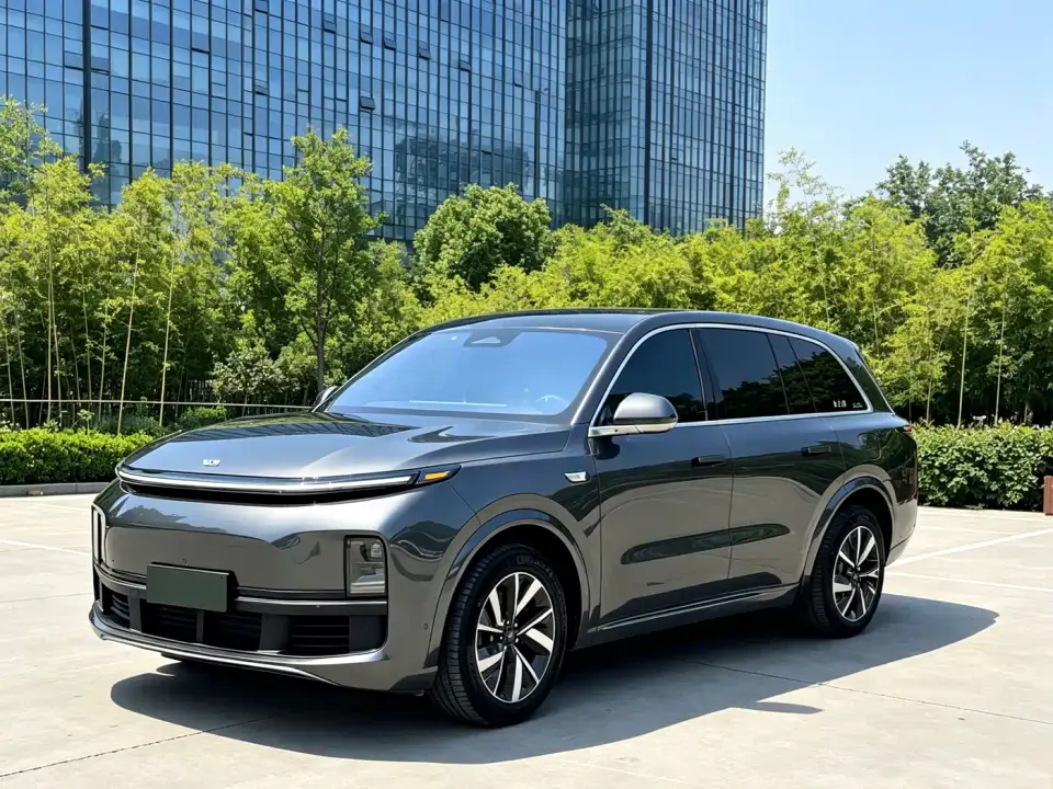 Li Auto Li L8 Air 2023