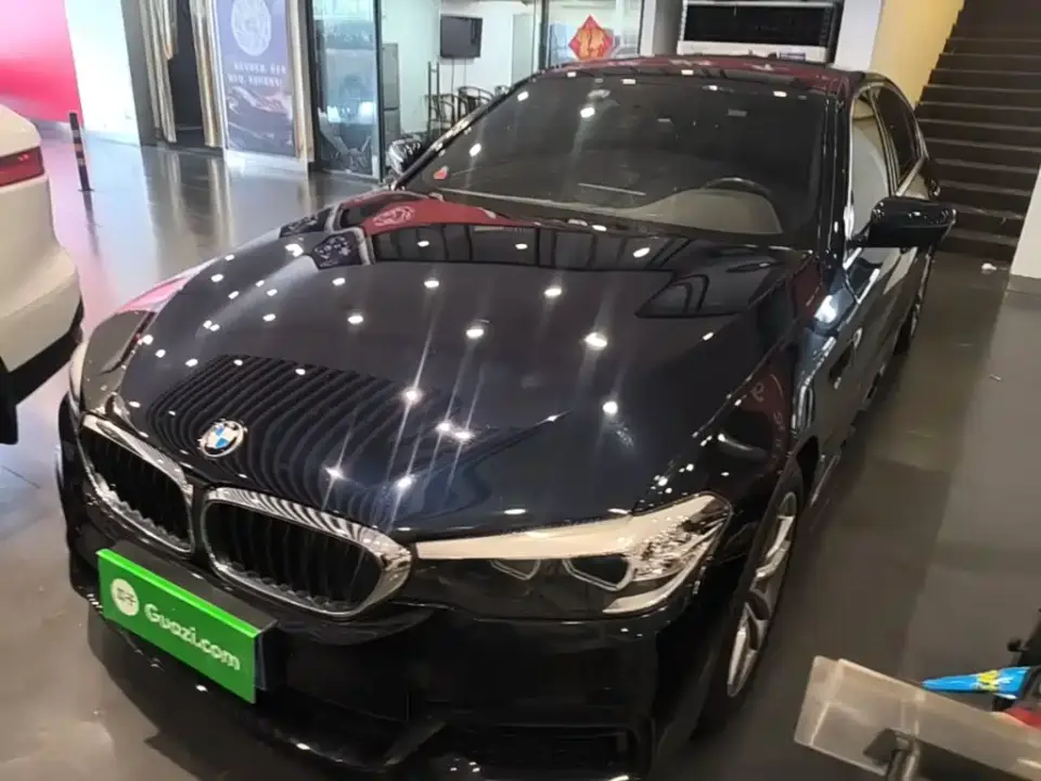 BMW 5 Series 525Li M Sport Package 2020