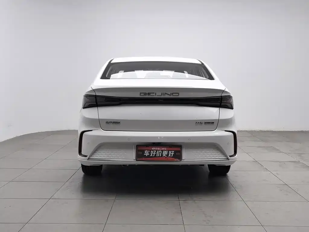 BAIC Beijing U5 PLUS 1.5L CVT Luxury Edition 2021 — фото 4