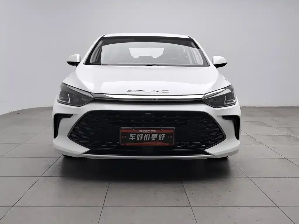 BAIC Beijing U5 PLUS 1.5L CVT Luxury Edition 2021 — фото 3