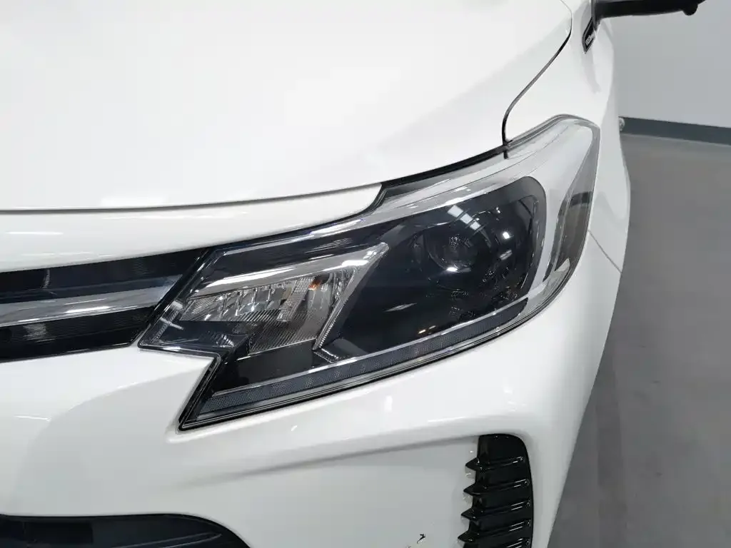 Toyota Vios 1.5L 20th Anniversary Edition 2023 — фото 7
