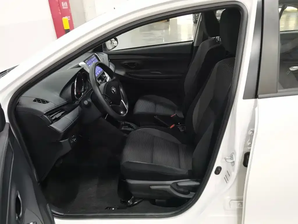 Toyota Vios 1.5L 20th Anniversary Edition 2023 — фото 10