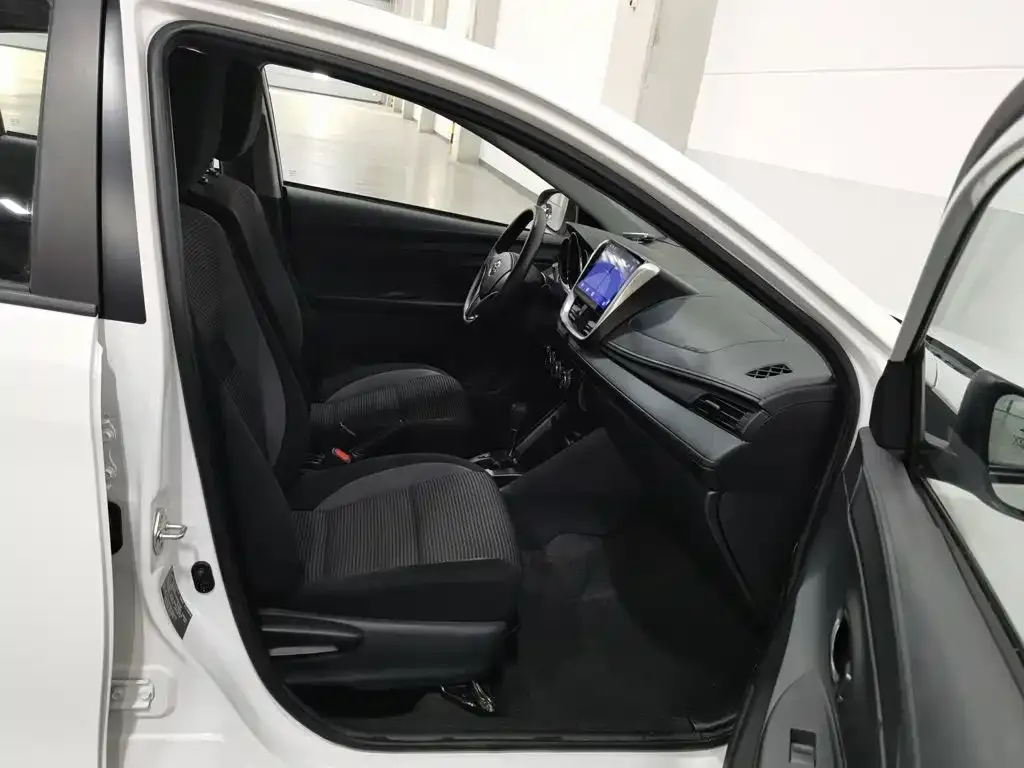 Toyota Vios 1.5L 20th Anniversary Edition 2023 — фото 23