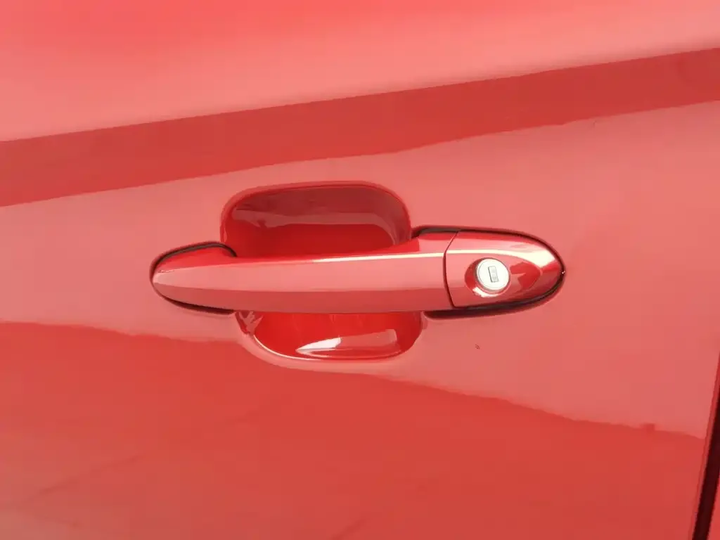 QQ New Energy Little Ant Sweet Pink Half Sugar Edition LFP 29.2kWh 30kW 301km 2023 — фото 18