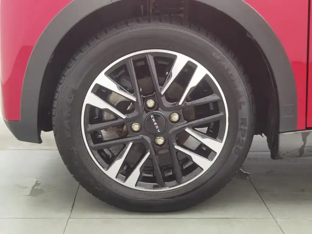 QQ New Energy Little Ant Sweet Pink Half Sugar Edition LFP 29.2kWh 30kW 301km 2023 — фото 17