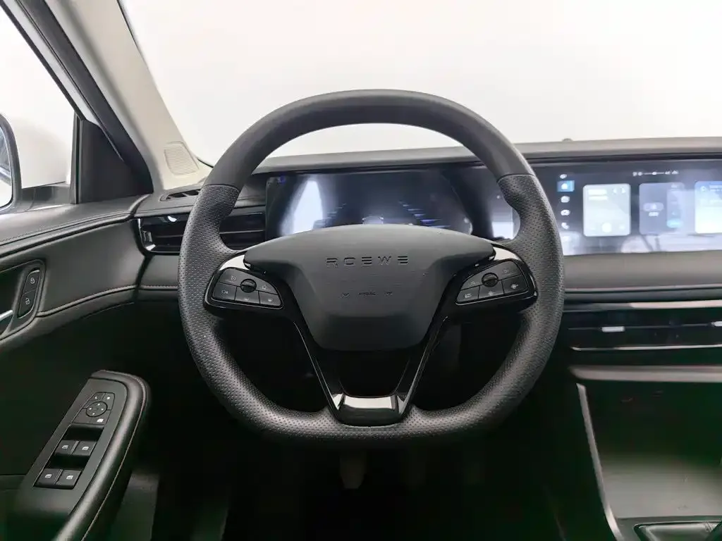 Roewe i5 1.5L Manual Comfort Edition 2024 — фото 11