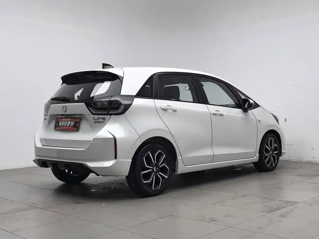 Honda LIFE 1.5L CVT SPO-SS Agile Edition 2022 — фото 2