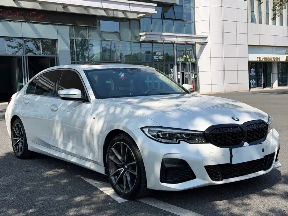 BMW 3 Series 325Li M Sport Package 2020