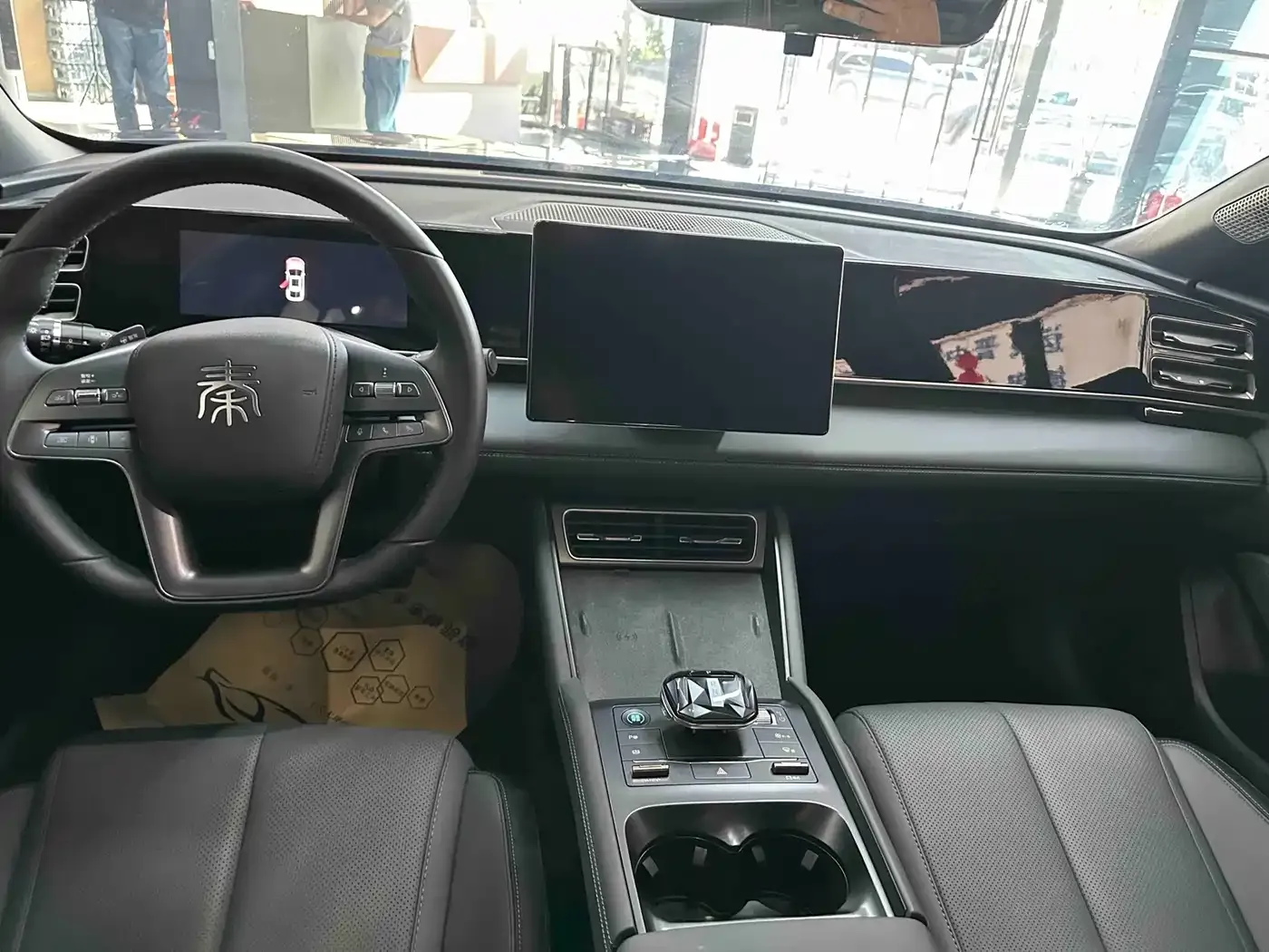 BYD Qin L DM-i Smart Drive Edition 120KM Surpassing 2025 — фото 5
