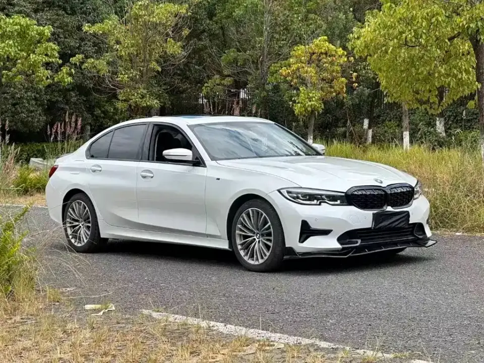 BMW 3 Series 320i Sport Package 2022