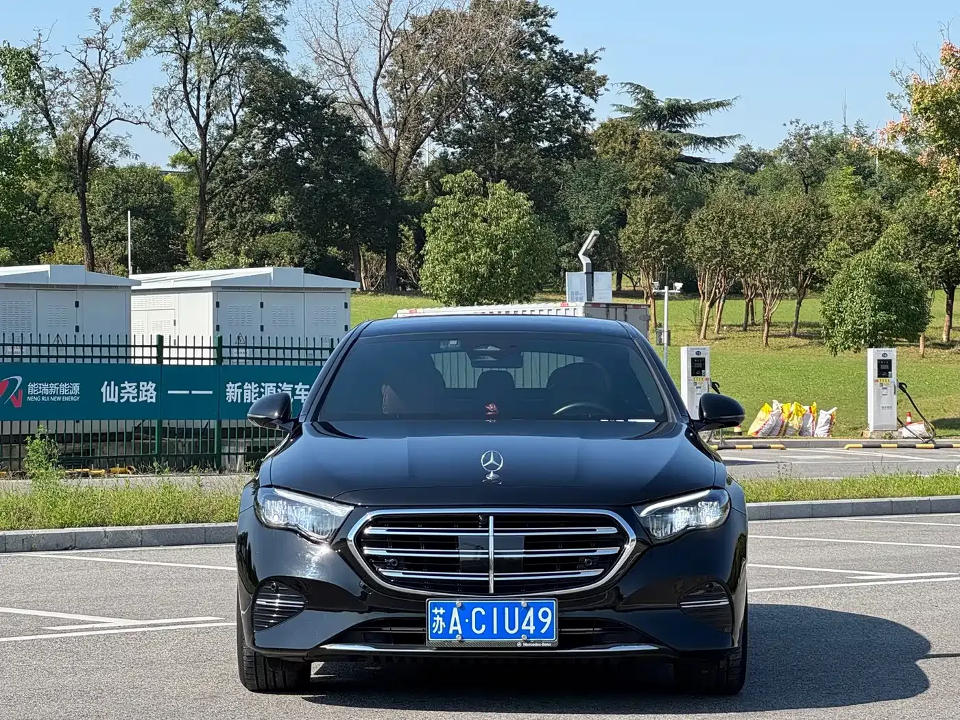 Mercedes-Benz E-Class Model E 260 L 2024 — фото 2