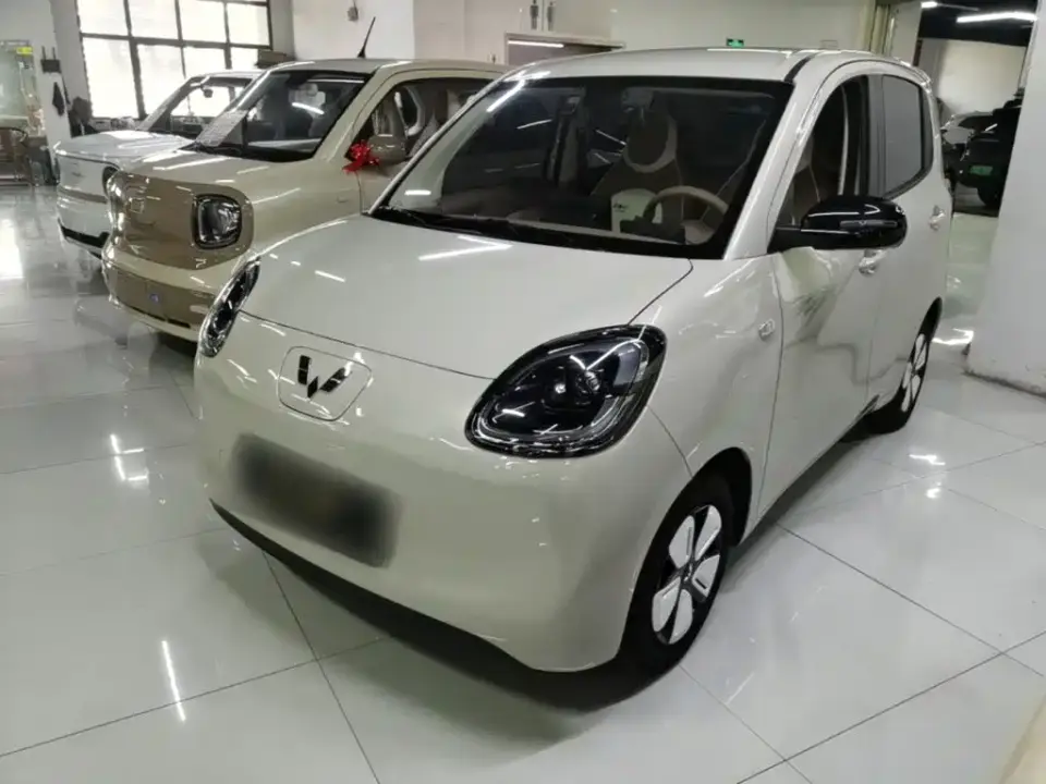 Wuling Motors Hongguang MINIEV 4-Door Advanced 2025