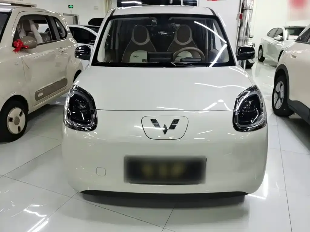 Wuling Motors Hongguang MINIEV 4-Door Advanced 2025 — фото 3
