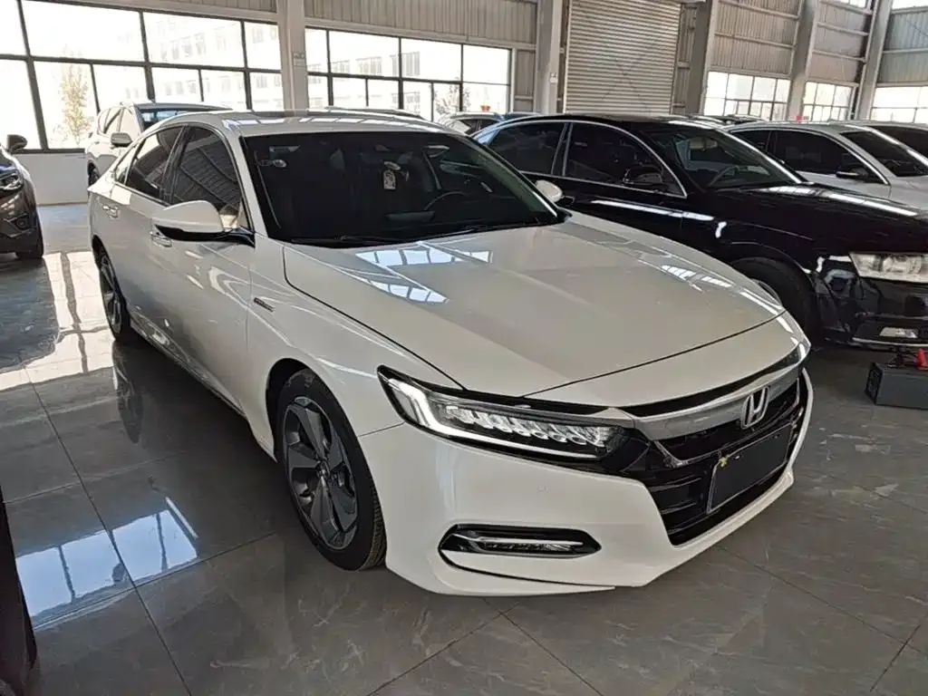 Honda Accord Sharp Hybrid 2.0L Sharp Wisdom Edition China VI 2020 — фото 4
