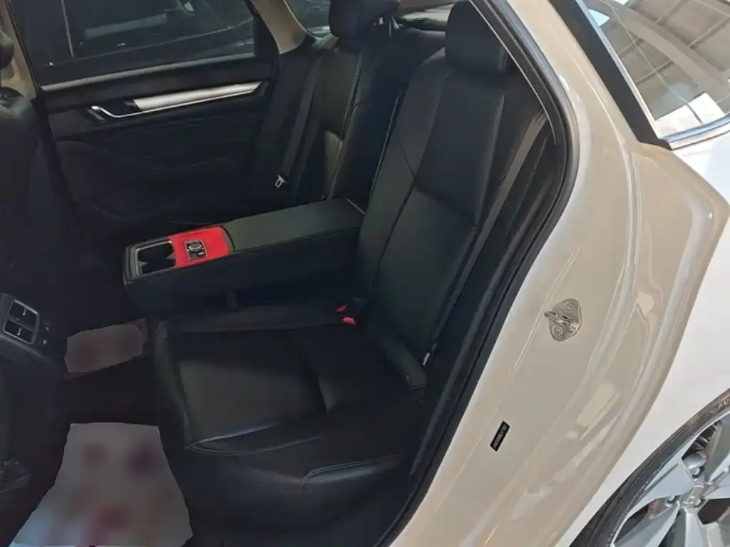 Honda Accord Sharp Hybrid 2.0L Sharp Wisdom Edition China VI 2020 — фото 17