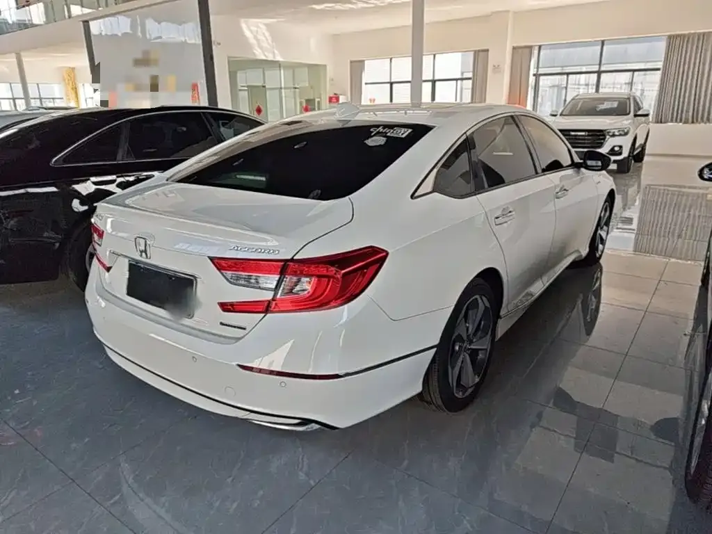 Honda Accord Sharp Hybrid 2.0L Sharp Wisdom Edition China VI 2020 — фото 7