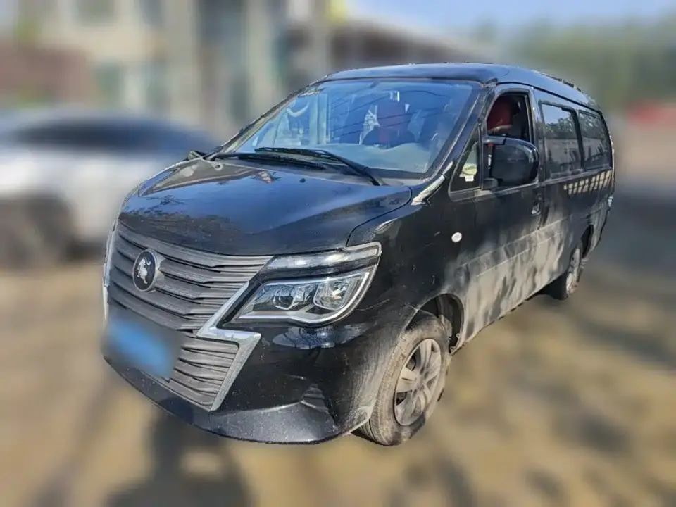 Dongfeng Fengxing Lingzhi M5 1.6L Long Wheelbase Basic 7-seater 2025