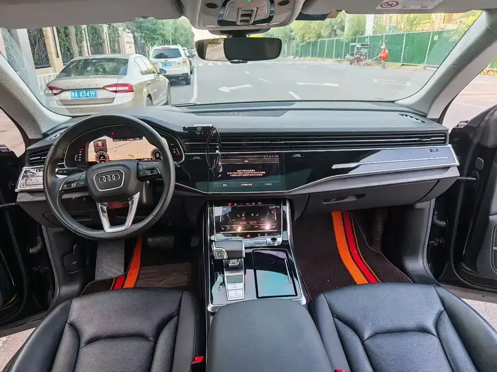 Audi Q8 55 TFSI Luxury Dynamic 2021 — фото 8