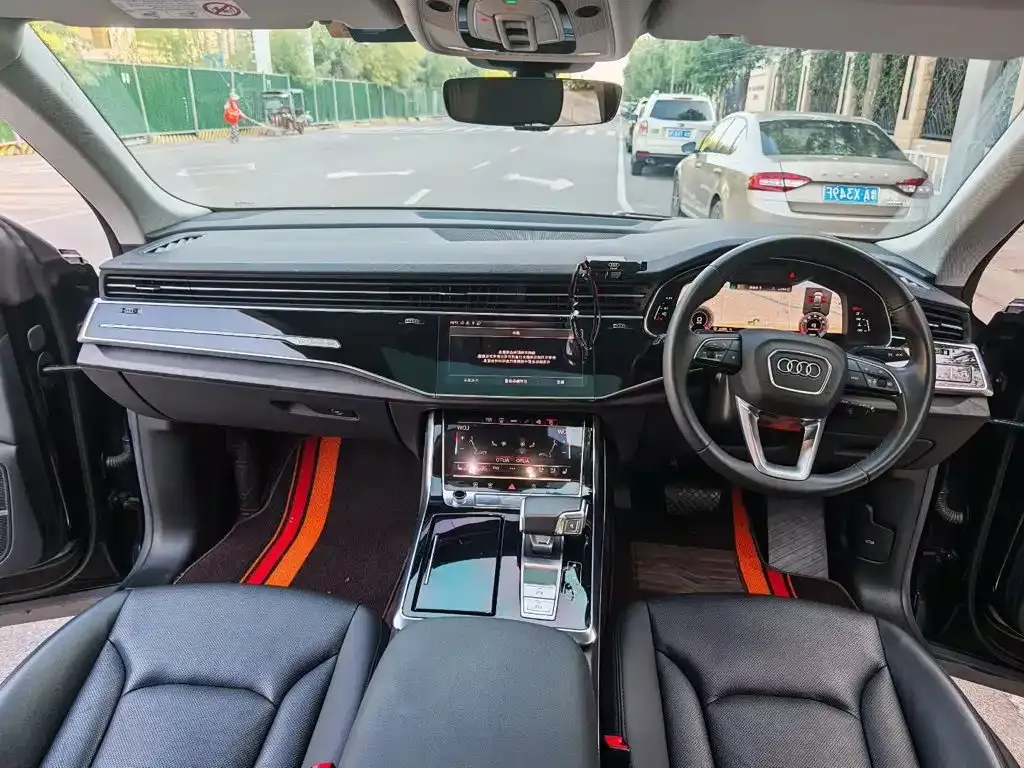 Audi Q8 55 TFSI Luxury Dynamic 2021 — фото 9