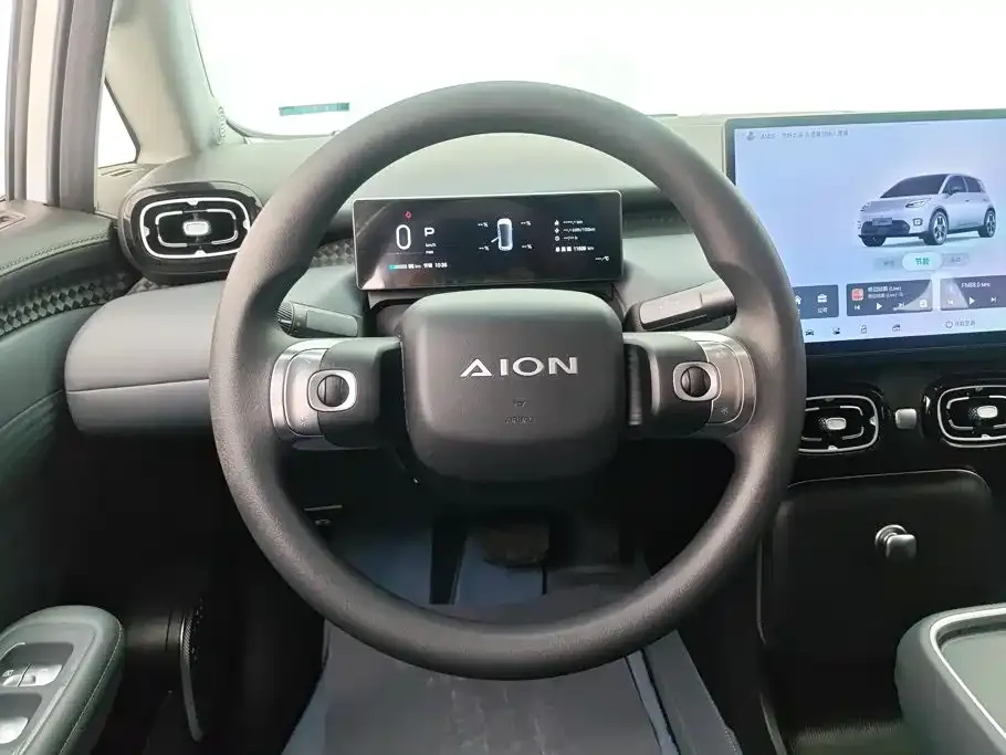 Aion UT Model 330 Starlight Edition 2025 — фото 15