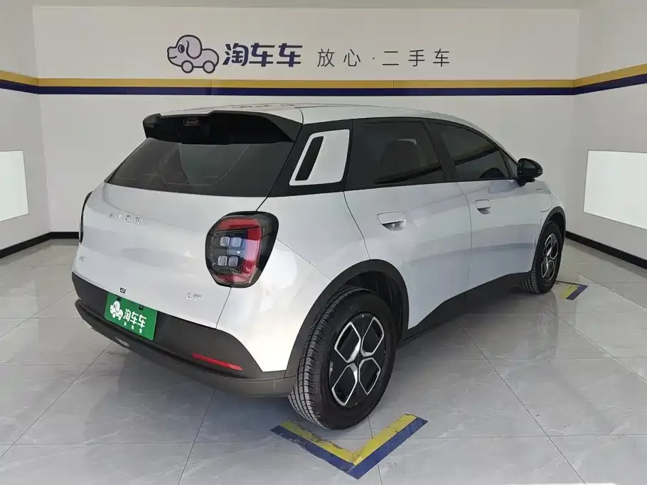 Aion UT Model 330 Starlight Edition 2025 — фото 3