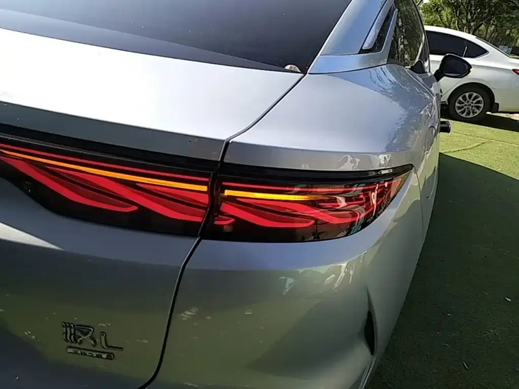 BYD Han L Model DM-i 200KM LiDAR Premium 2025 — фото 8
