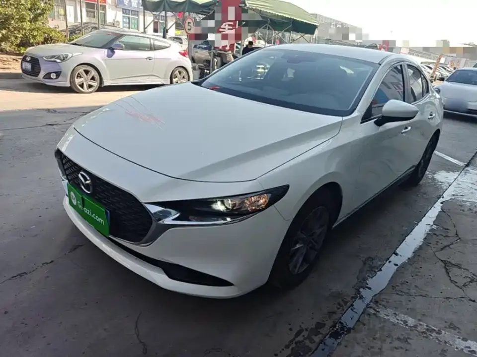 Mazda Mazda3 Axela 2.0L Automatic Quality Edition 2022