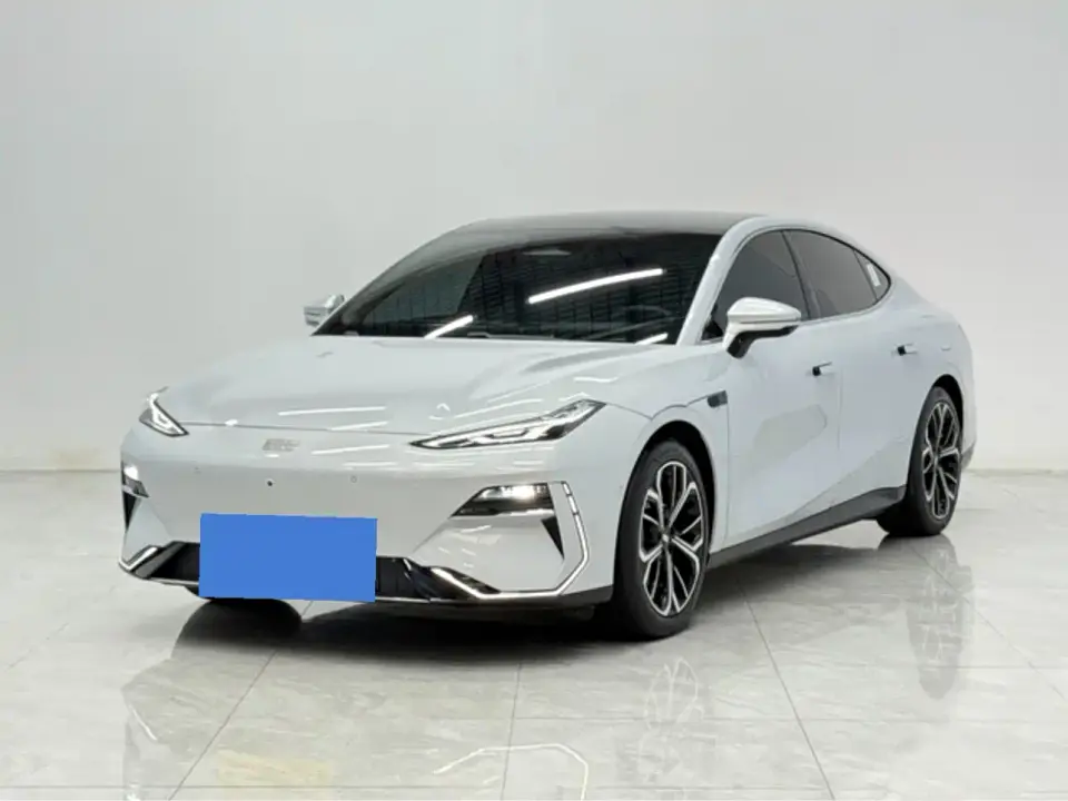 Geely Galaxy Galaxy E8 700km Long Voyage Smart Drive Edition 2025