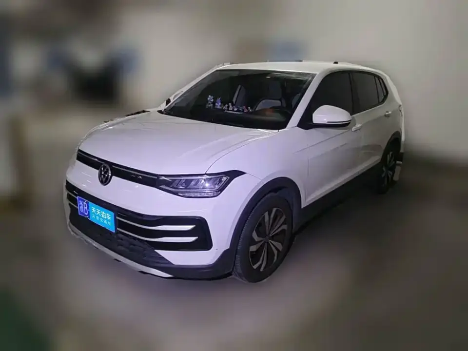 Volkswagen Tharu Model Rising Star 1.5L Advance Edition 2025
