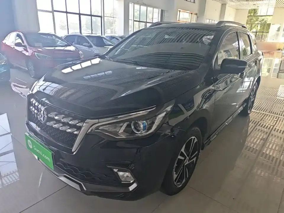Venucia T70 2.0L CVT Smart Enjoyment Edition China VI 2019