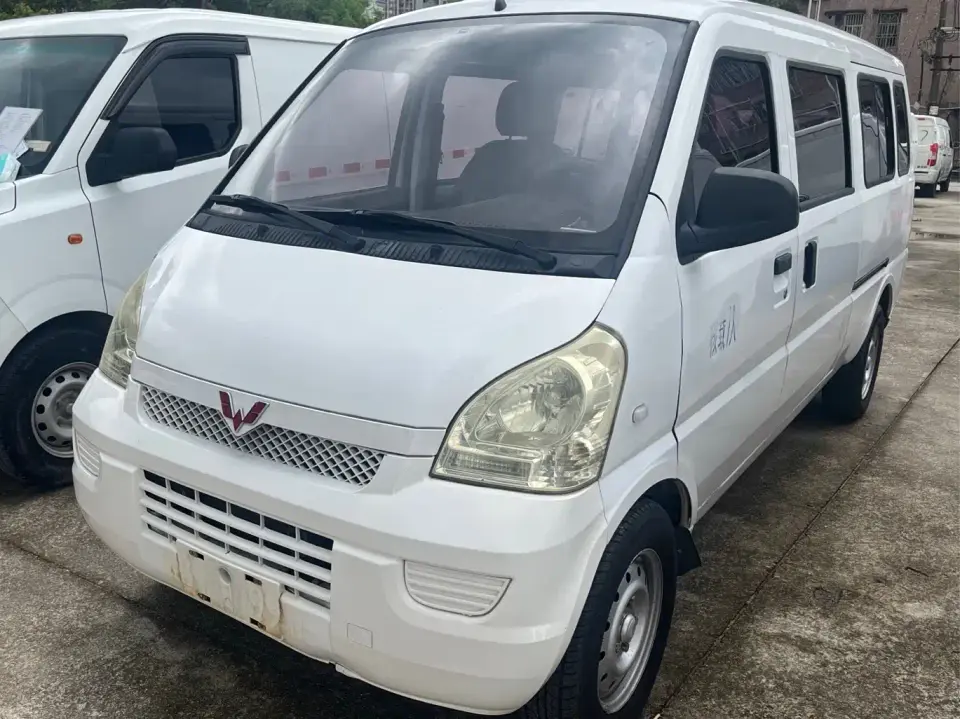 Wuling Motors Wuling Rongguang EV Passenger Van Basic 7-seater 300KM 2021