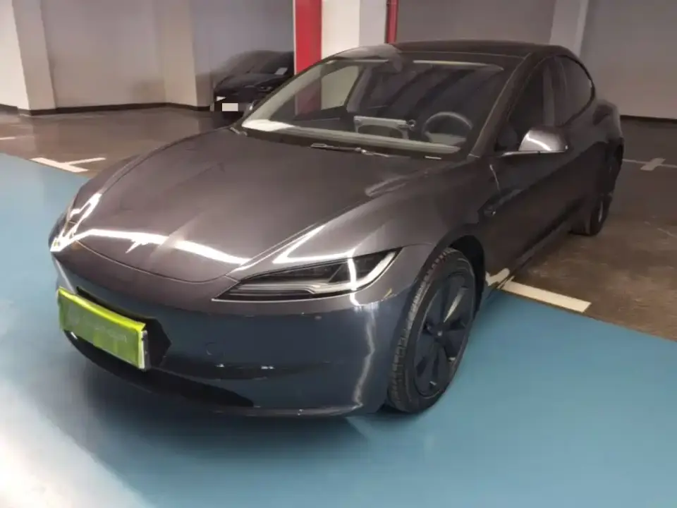 Tesla Model 3 Model Rear-Wheel Drive Edition 2025