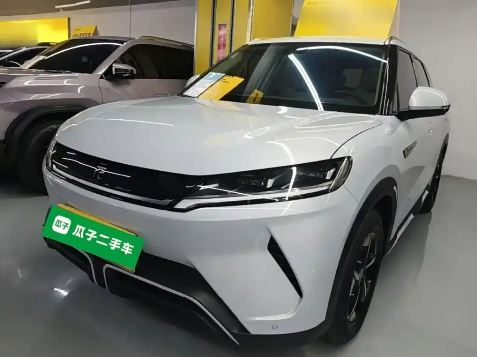 BYD Yuan UP 401KM Surpass Edition 2024