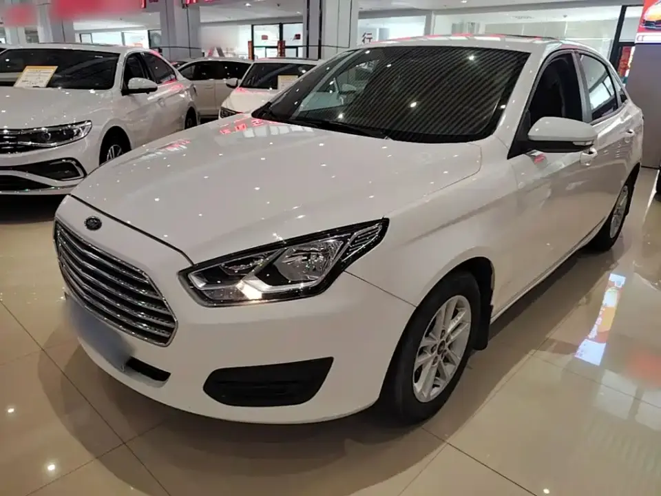 Ford Escort Facelift 1.5L Auto Premium Edition (TPMS) China VI 2020