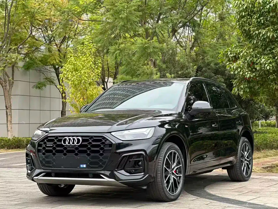 Audi Q5L Model 45 TFSI Luxury Dynamic 2024