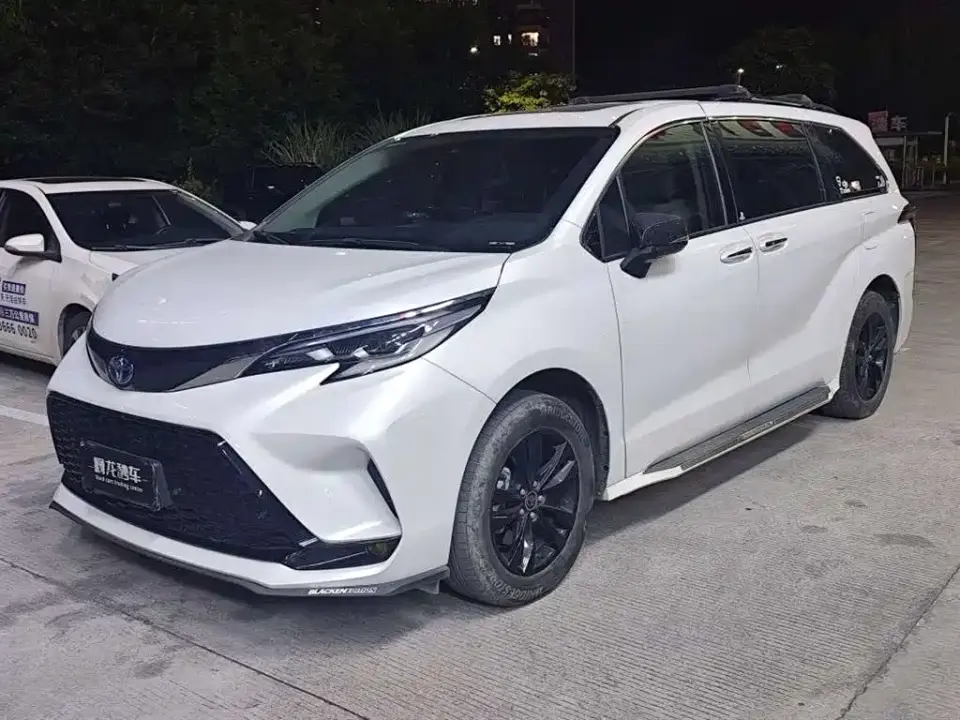 Toyota Sienna 2.5L Hybrid Comfort Edition 2024