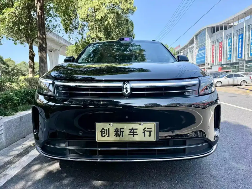 AITO Wenjie AITO M7 1.5T Smart Drive 4WD Ultra 5-seater 2025