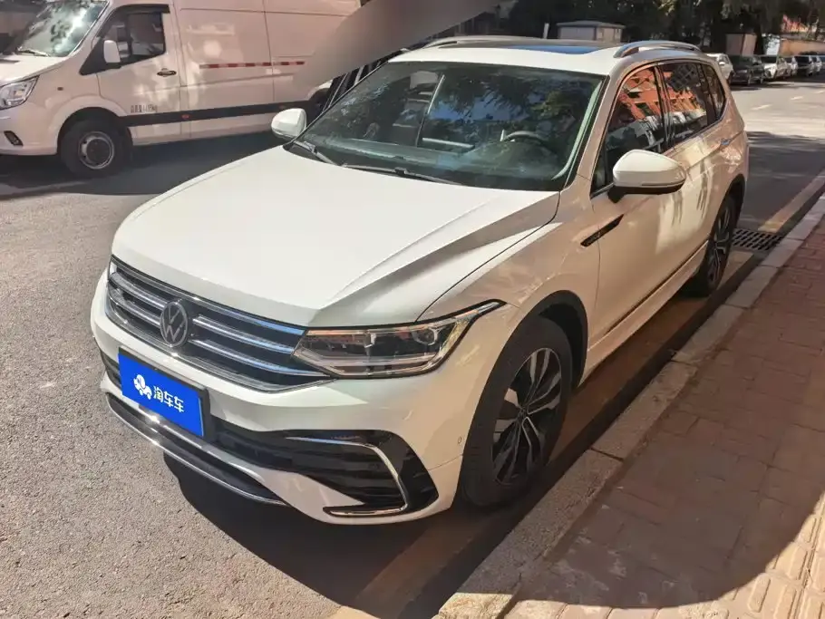 Volkswagen Tiguan L 330TSI Automatic 2WD R-Line Dragon Glory Edition 2026