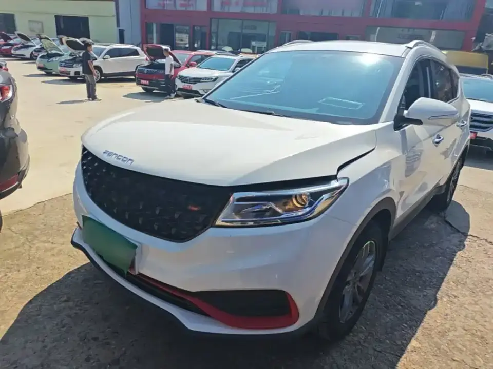 Dongfeng Fengguang Fengguang 580 Facelift ☆Star Edition 1.5T Auto Luxury 2023