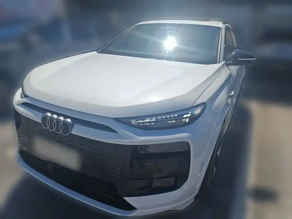 Audi Q6L e-tron Model Pioneer Edition 2025