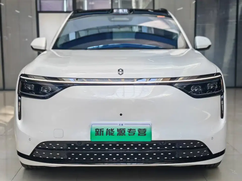 AITO Wenjie AITO M8 2026