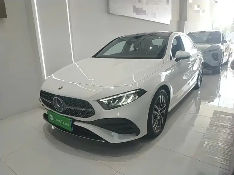 Mercedes-Benz A-Class A 200 L Dynamic 2024