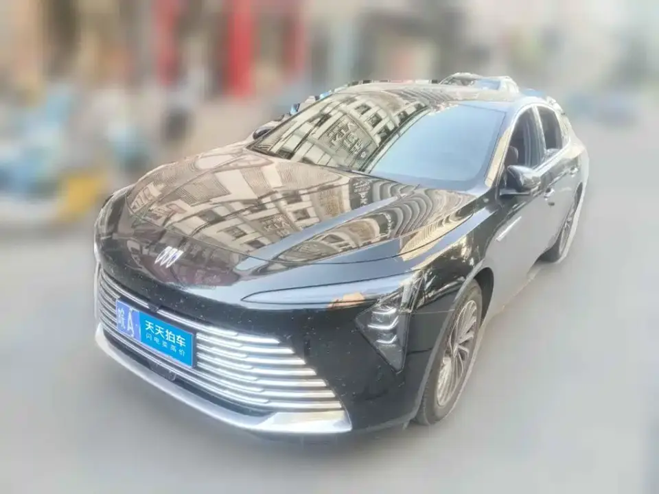 Buick LaCrosse Model 28T Platinum Edition 2026