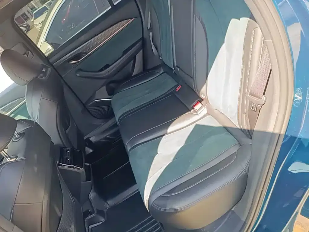 Geely Xingyue L 2.0TD DCT EVO FWD Flagship 2022 — фото 17