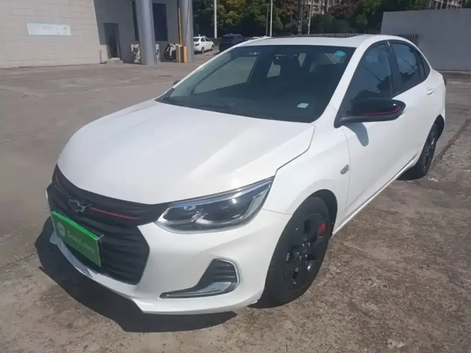 Chevrolet Cavalier Redline 325T Auto Shining Edition China VI 2019