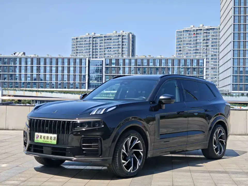 Lynk & Co 09 EM-P 2.0T PHEV Ultra 6-seater 2023
